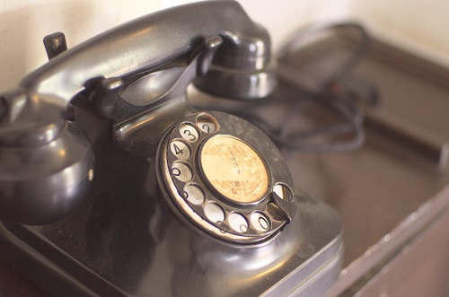 Black dial phone that were seen in Showa.